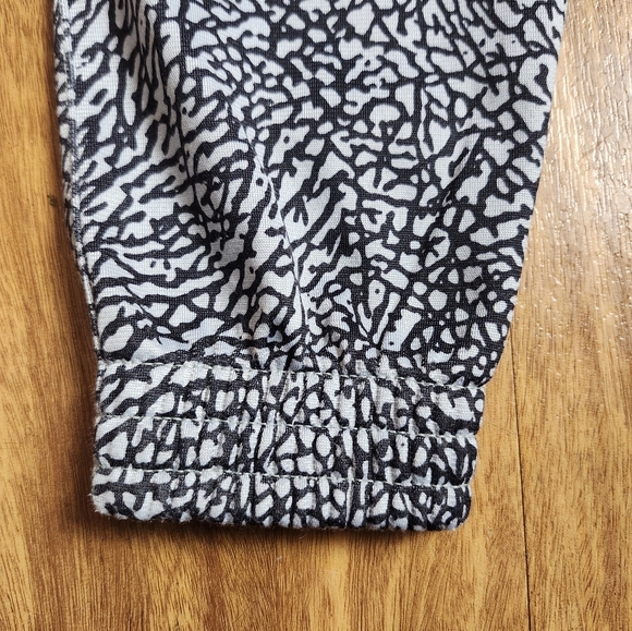 Nike Toddler Air Jordan Track Pants. 18-24 months - Picture 5 of 5